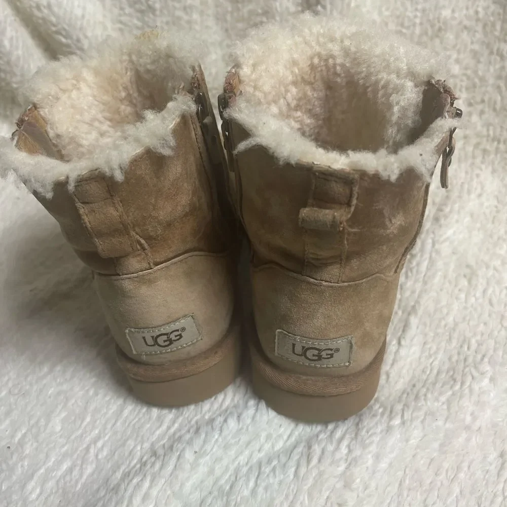 UGG Women's Classic Mini Double Zip Tan Suede Boots SZ8